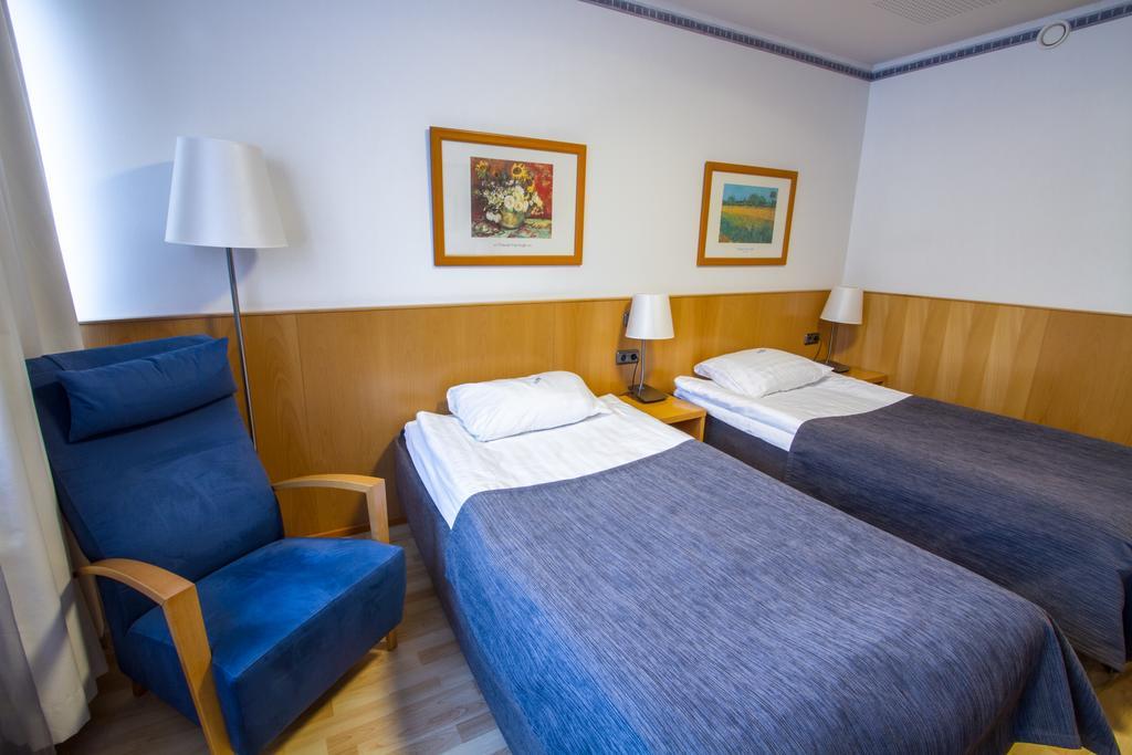 Economy Hotel Savonia Kuopio Exterior photo